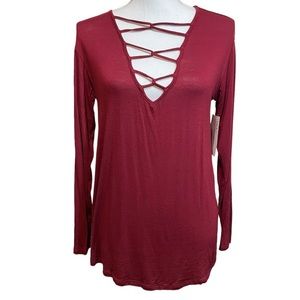 NWT Bibi Nanamacs V-Neck Burgundy Top.  Size S